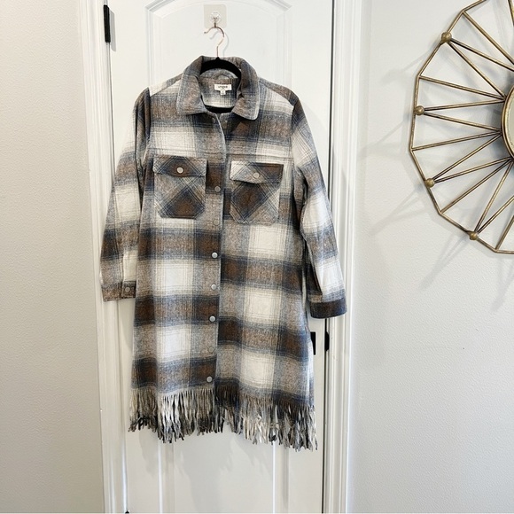 Umgee Plaid Fringe Hem Long Jacket  blue and cream sz Small - Picture 4 of 8